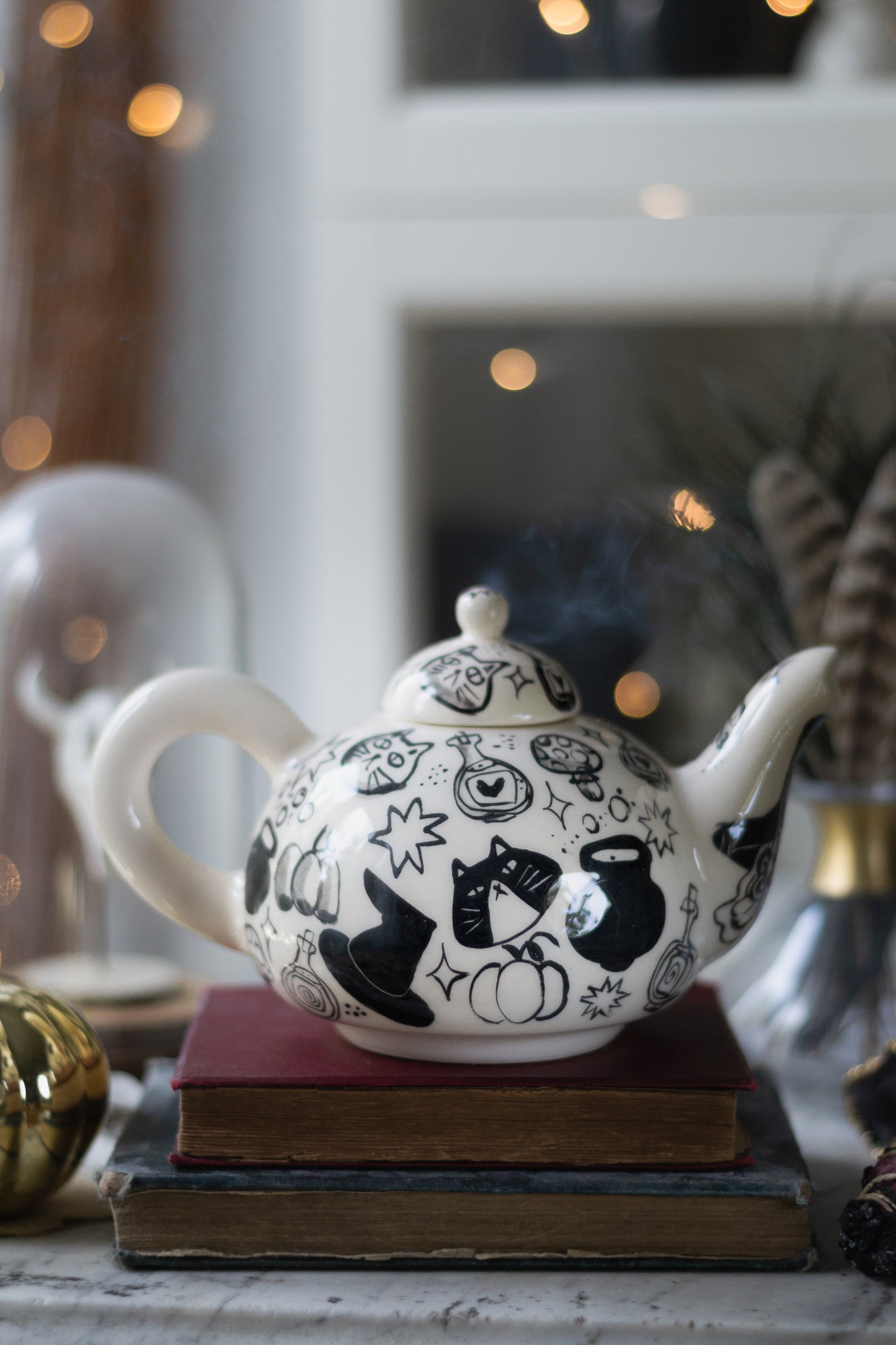 Witches Crafts 8dl Tea Pot