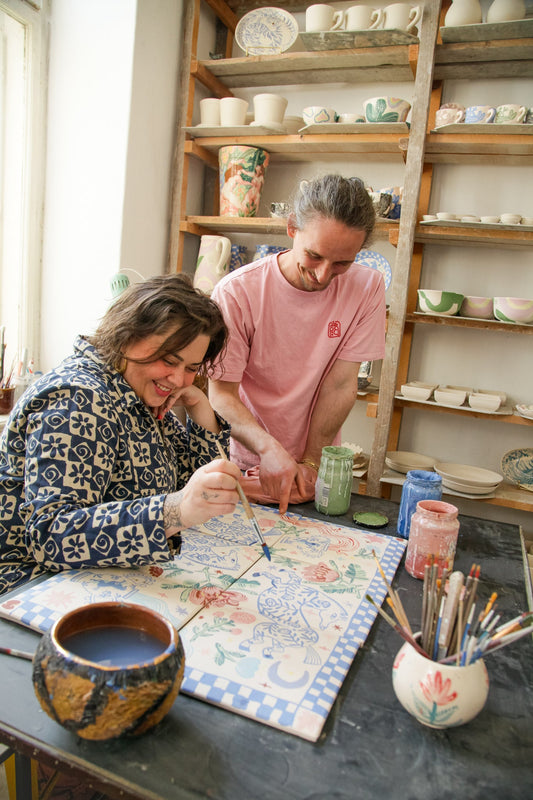 Agyagba gyúrt szerelem: A Parbiart Studio története