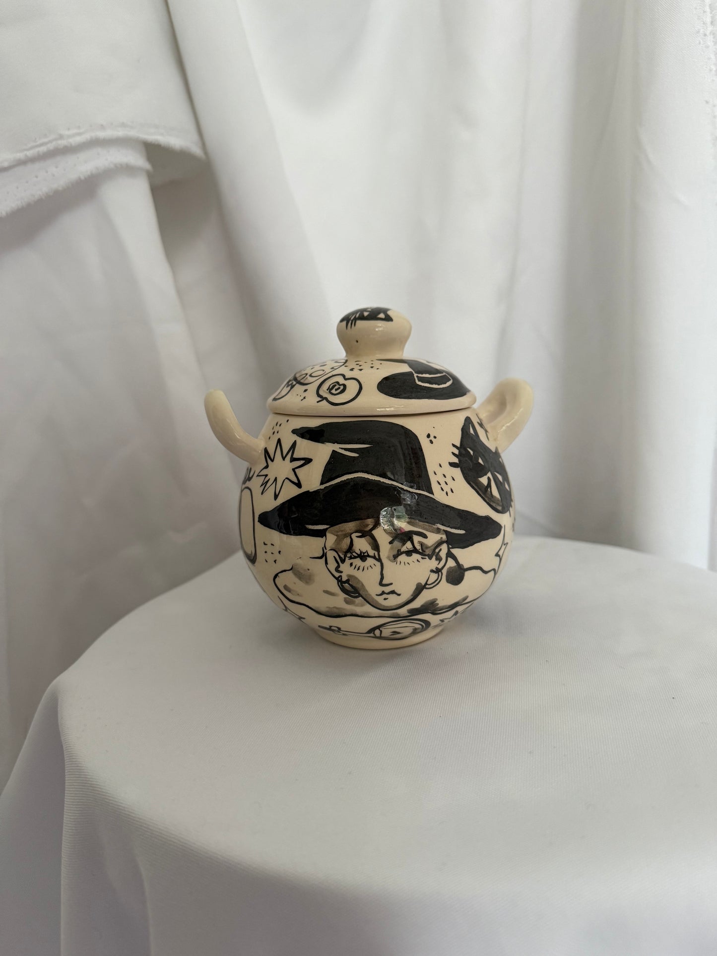 Witches Crafts 6dl Ceramic Cauldron