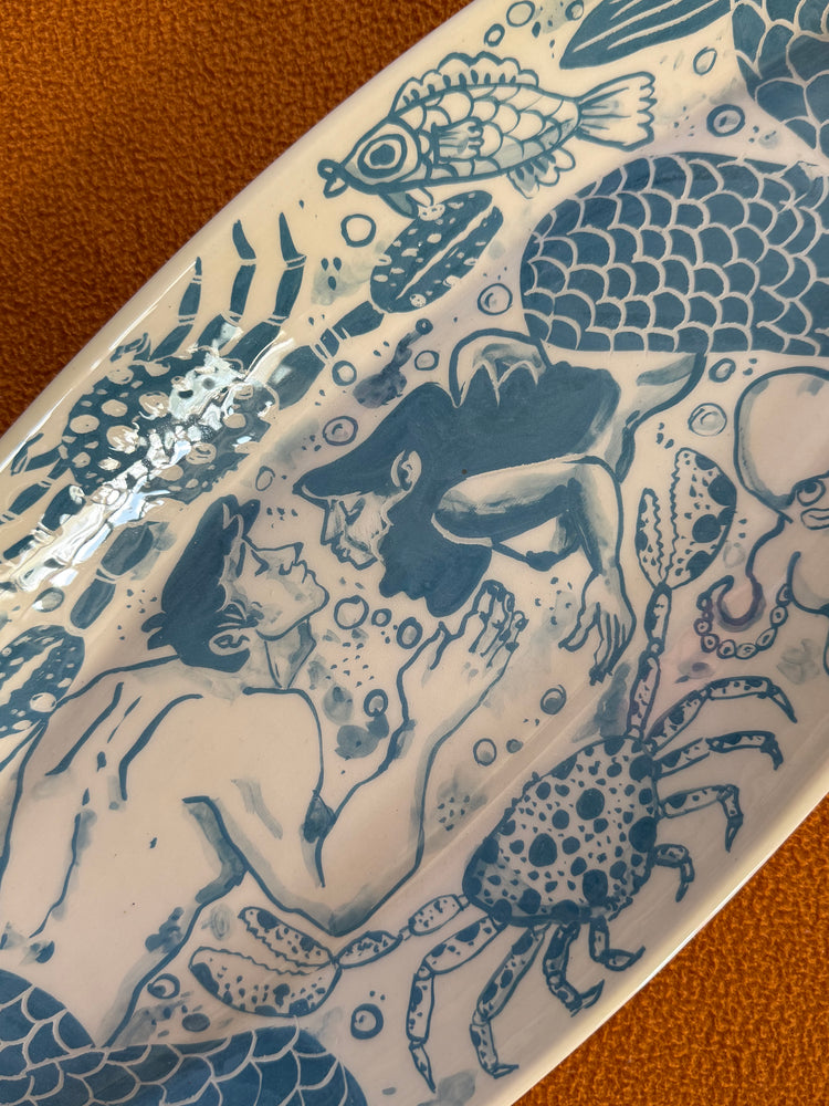 First Kiss – Oval Ceramic Serving Tray