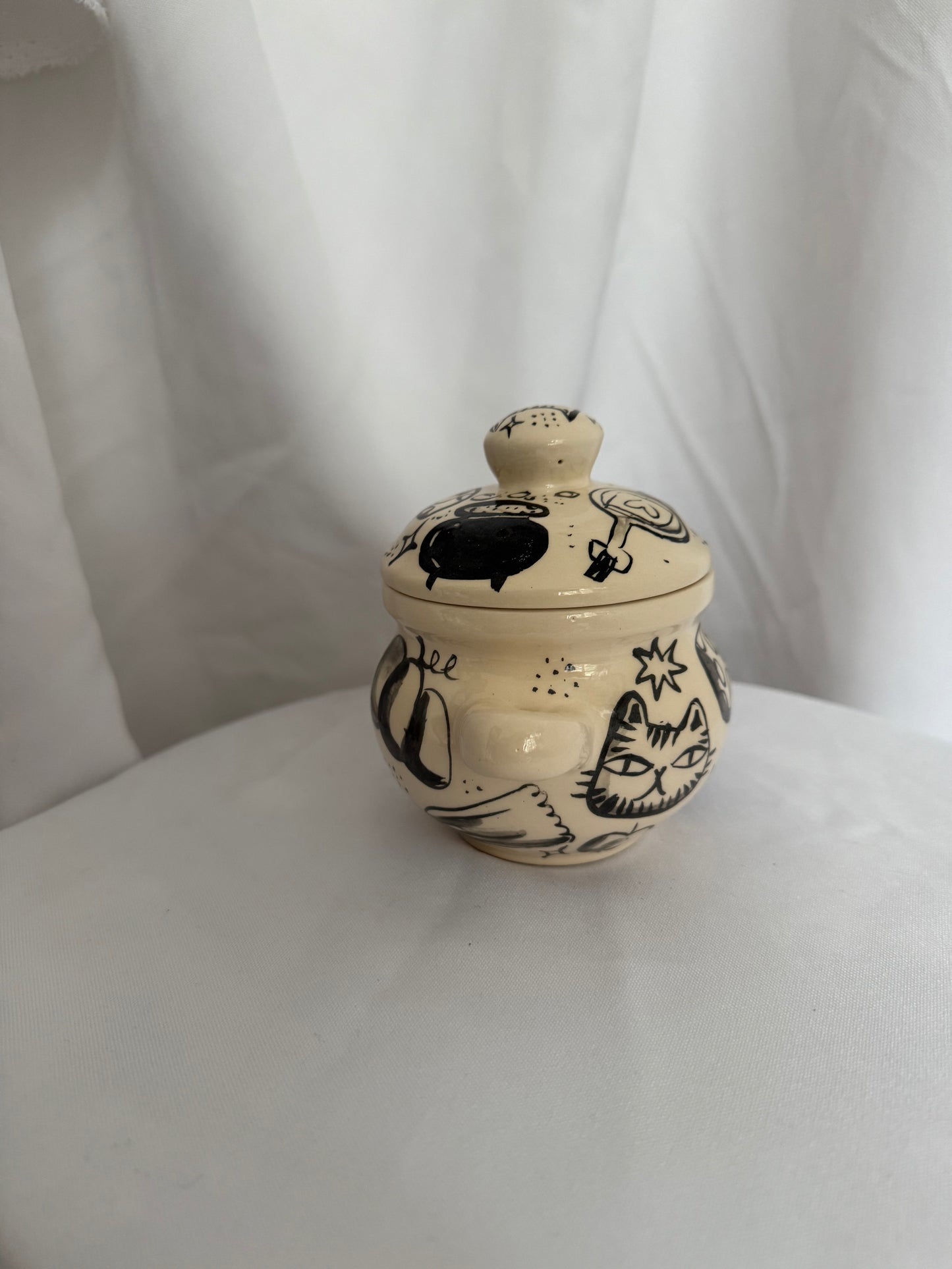 Witches Crafts 3dl Ceramic Cauldron