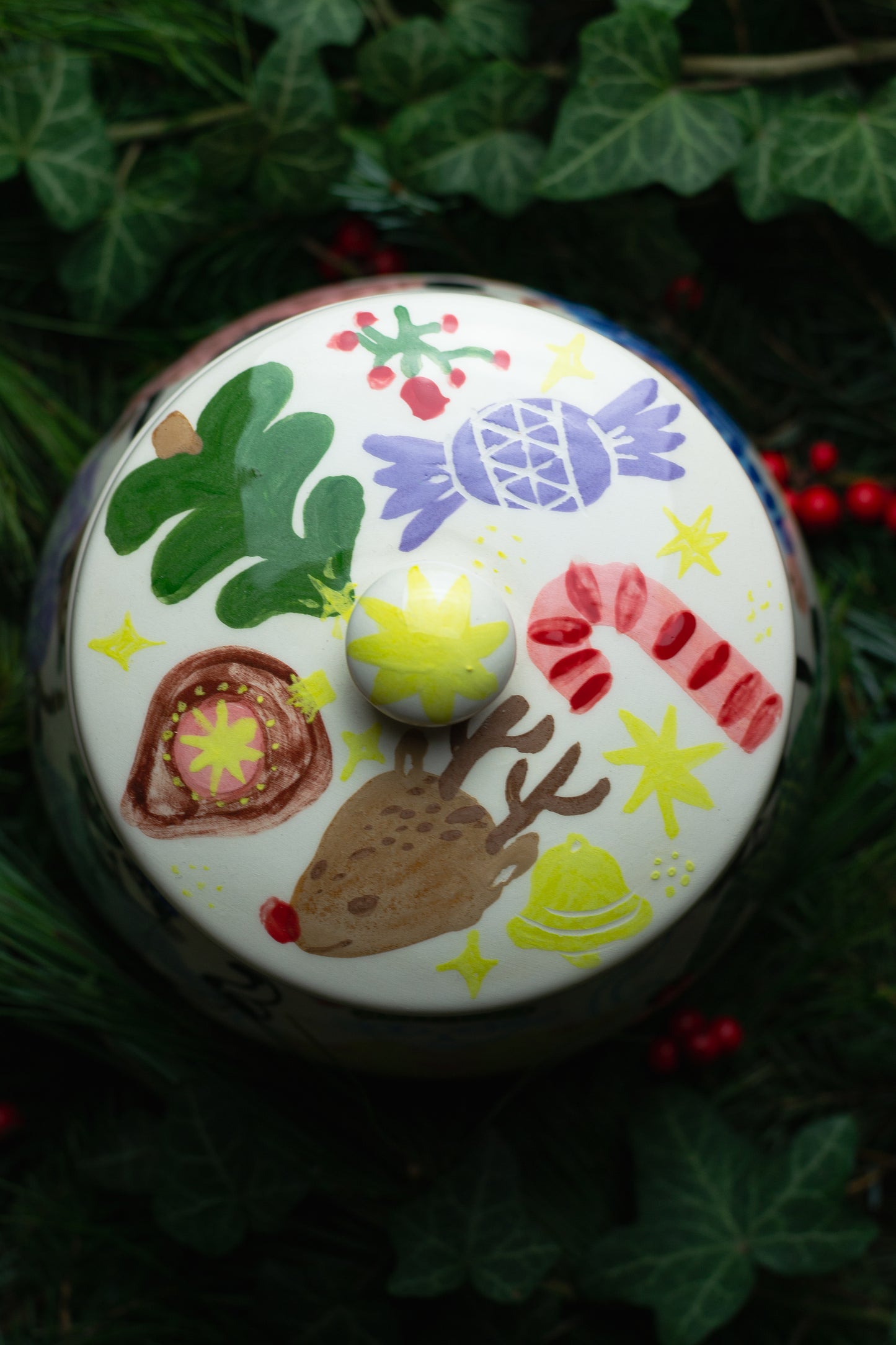 Giant 2-Liter Cookie Jar – Dancing Cat Centerpiece