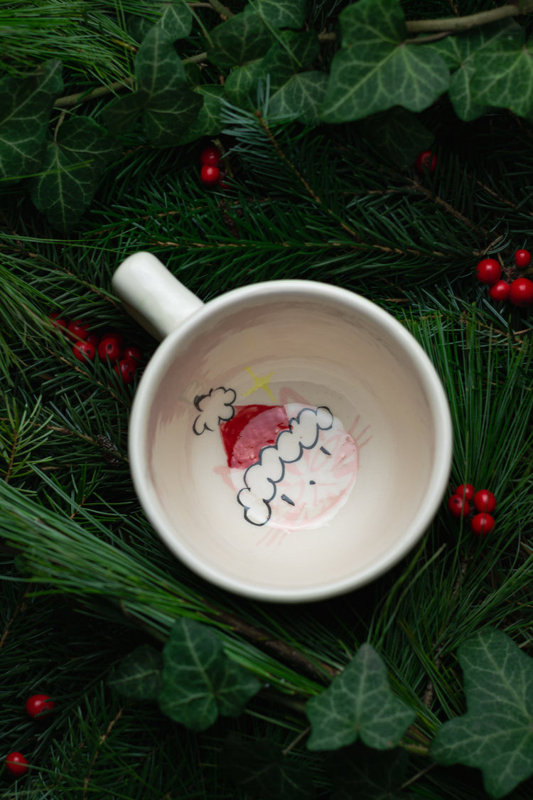 Beanie-Wearing Mystery Cat Christmas 4,5 dl mug