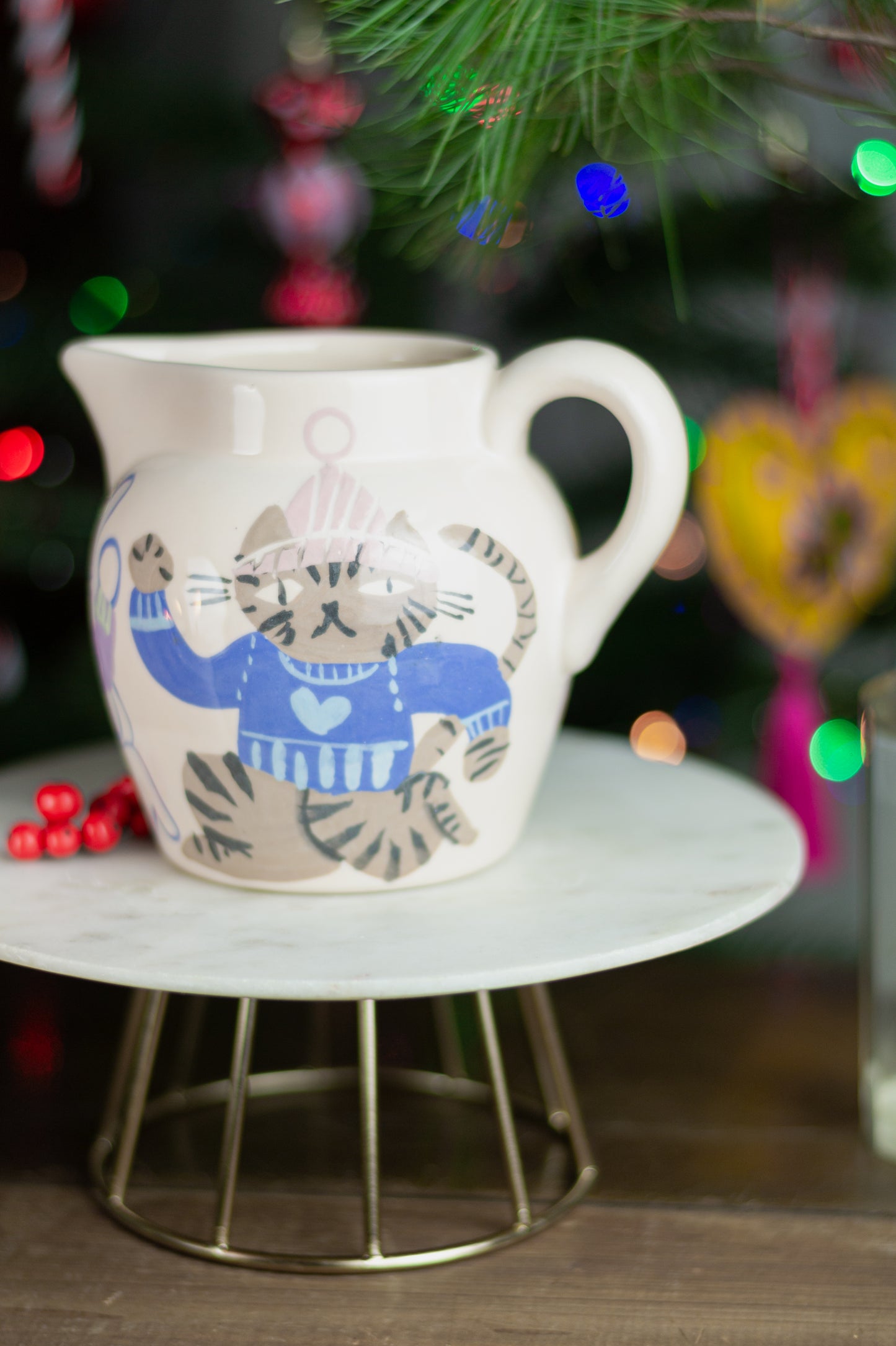 Milk Jug – 3 Dancing Knitted Jumper Cats