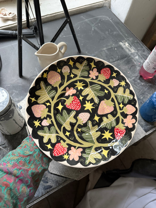 STRAWBERRY PLATE