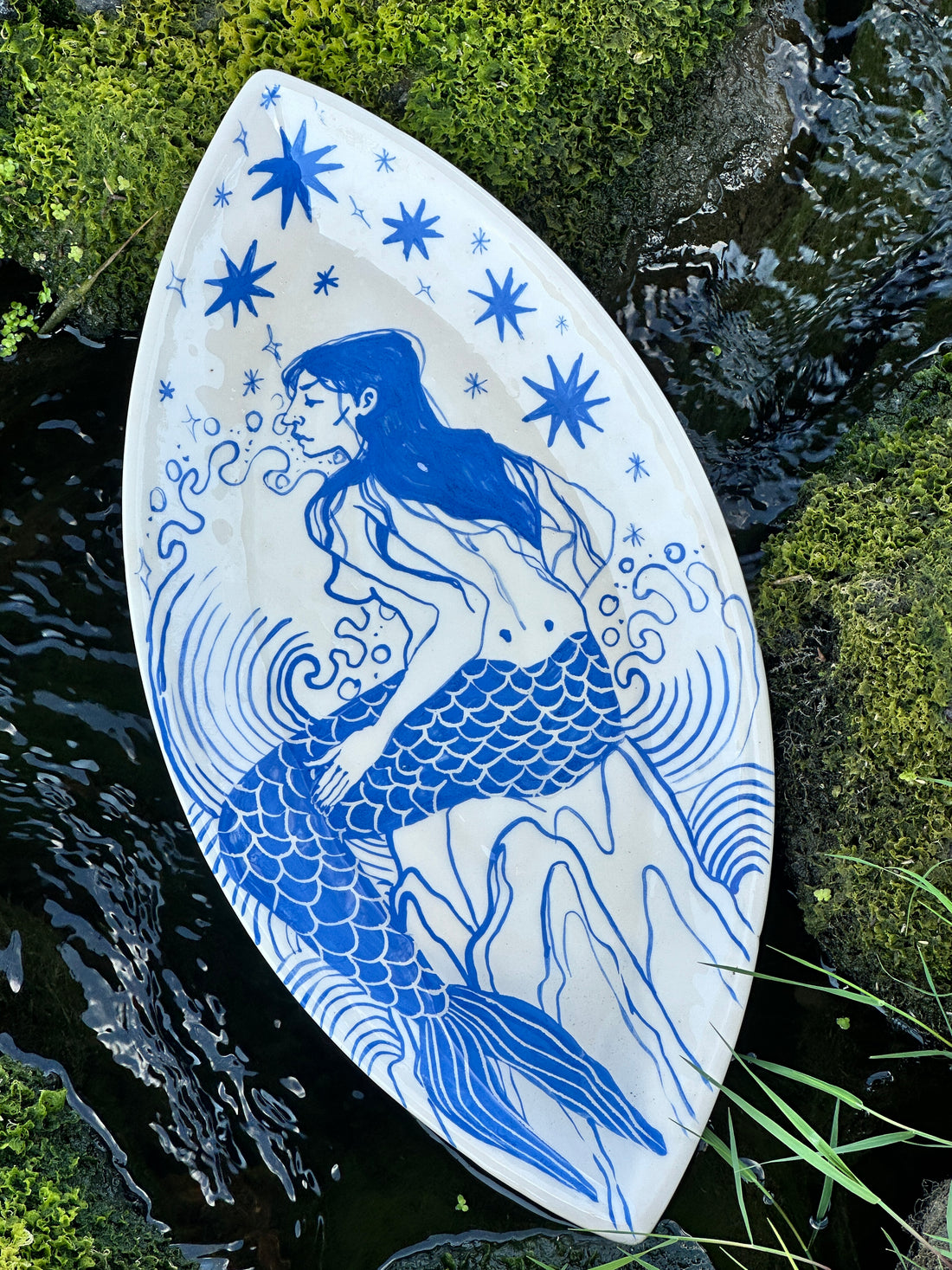 MARINA UNDER THE STARS - MERMAID EYE-SHAPED SERVING PLATTER